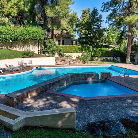 Vilă Sani Lili 6 *